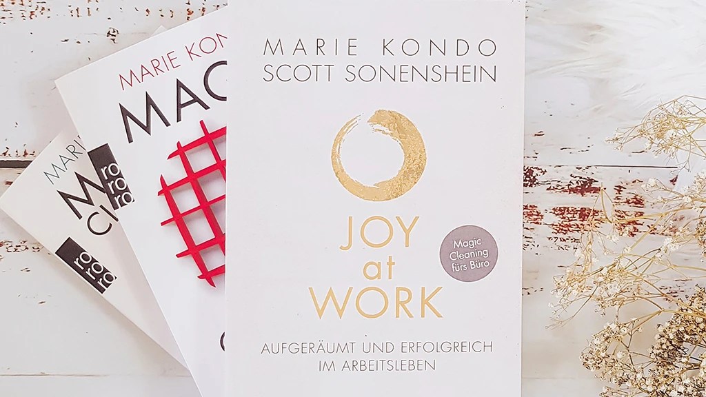 Foto des Buchs von Marie Kondo/Scott Sonenshein: Joy at Work