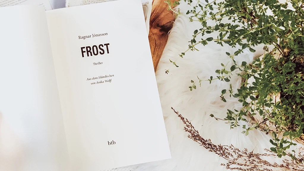 Foto des Buchs von Ragnar Jónasson: Frost